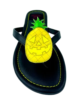Betty Pine O Lantern
