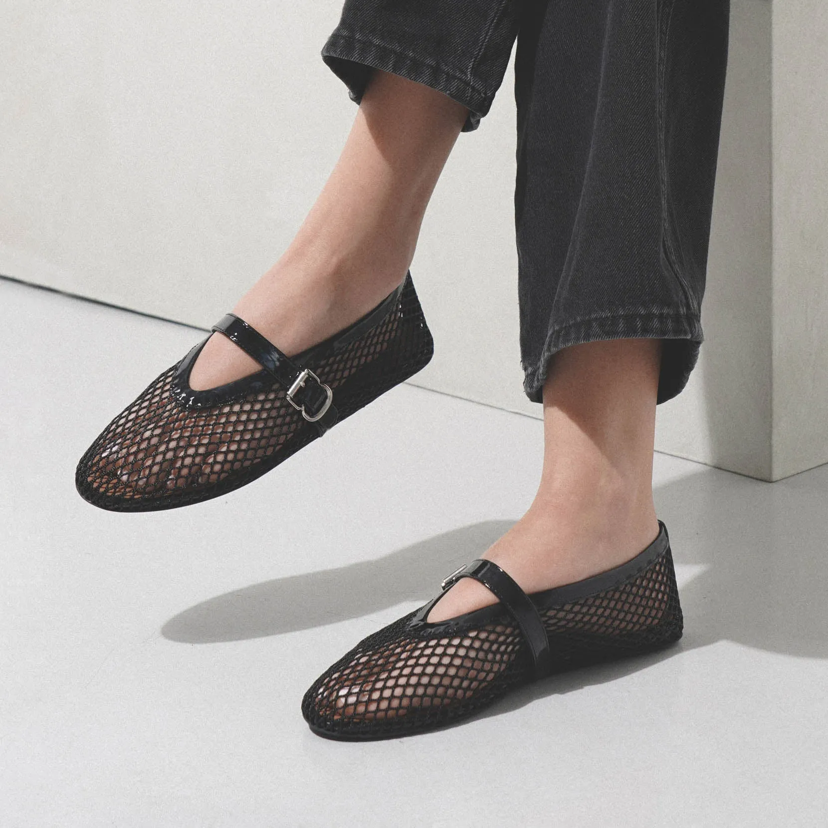 Black mesh ballet flats