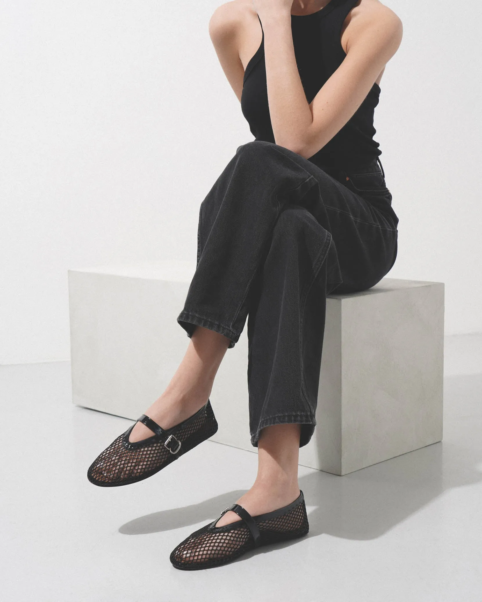 Black mesh ballet flats