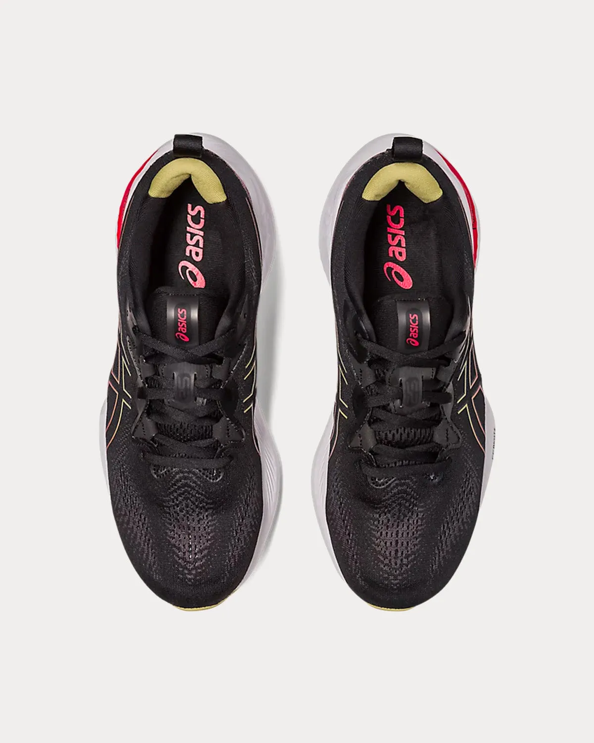 Gel-Cumulus 25 Black / Electric Red Running Shoes