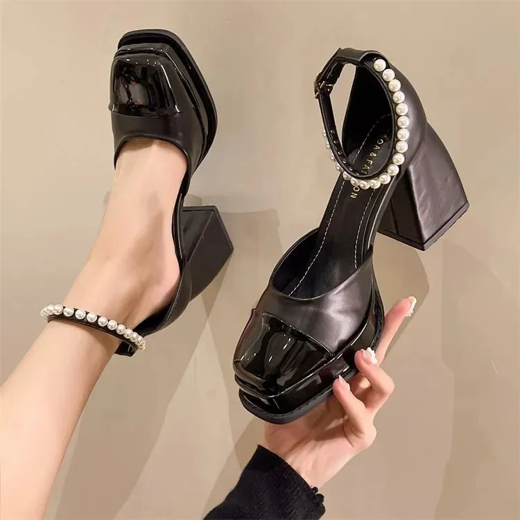 Mary Jane Pearl Chunky Heels