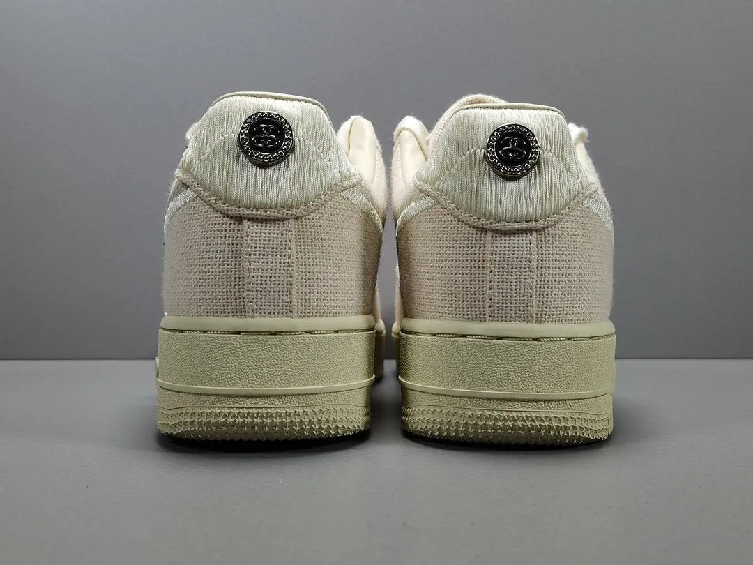 NIKE AIR FORCE 1 x STUSSY FOSSIL