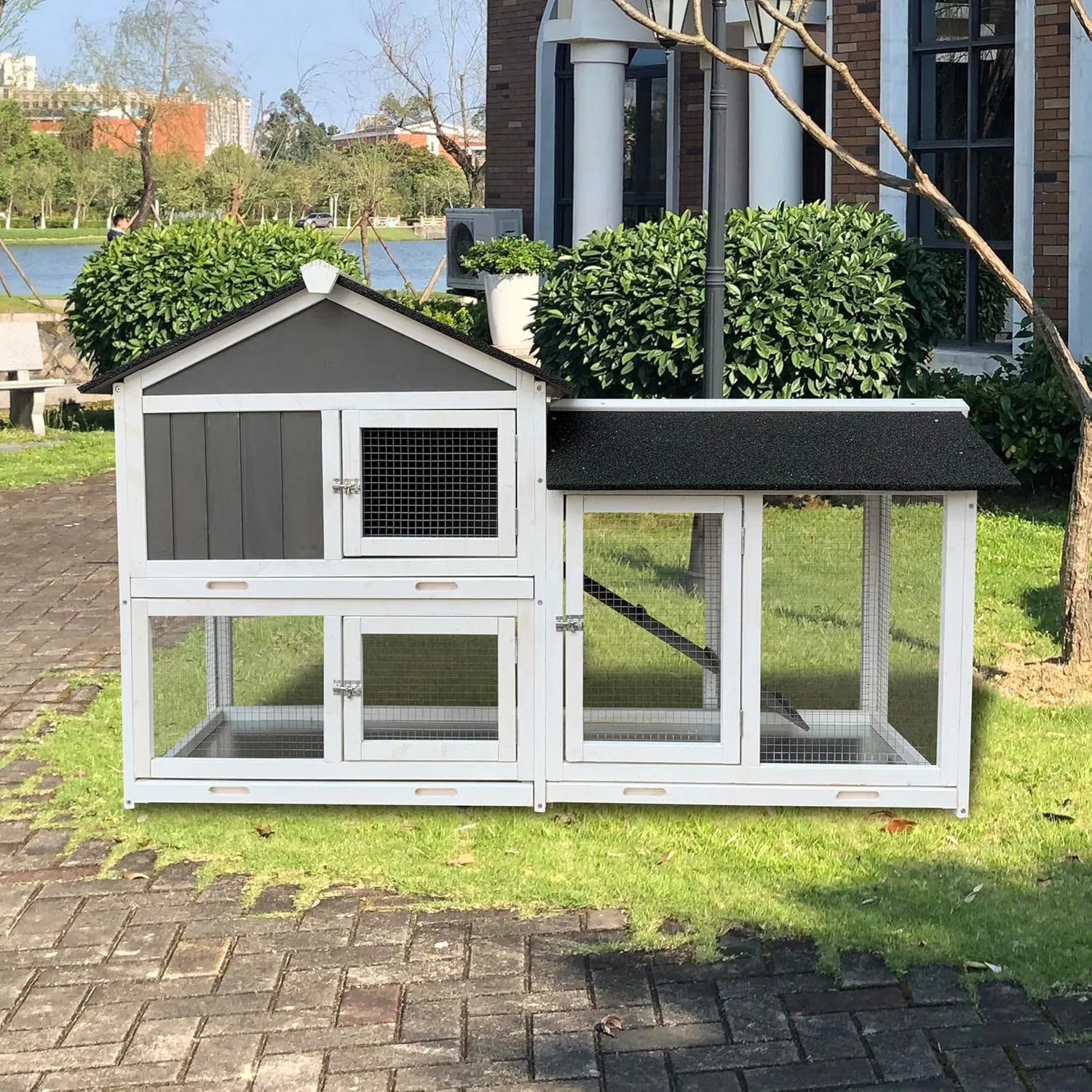 Spacious Outdoor Rabbit Hutch with Removable Tray, Multi-Level Design and Running Cage, Weather-Resistant Gray Finish